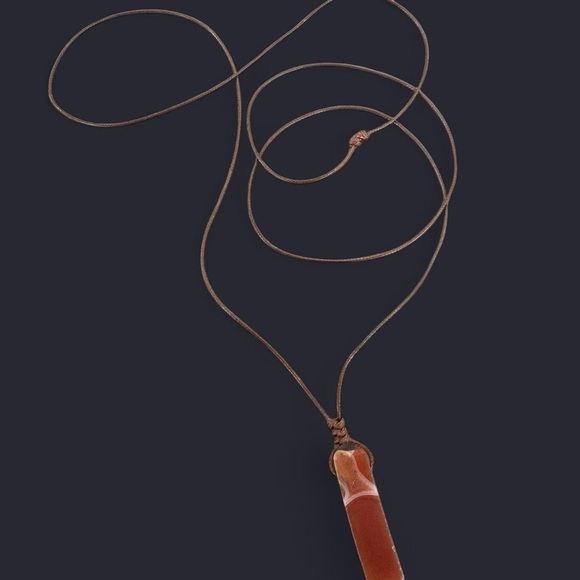 Carnelian Agate Stone Pendant Necklace - Picture 5 of 6